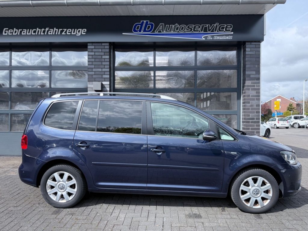 Volkswagen Touran Life AHK SHZ Navi.