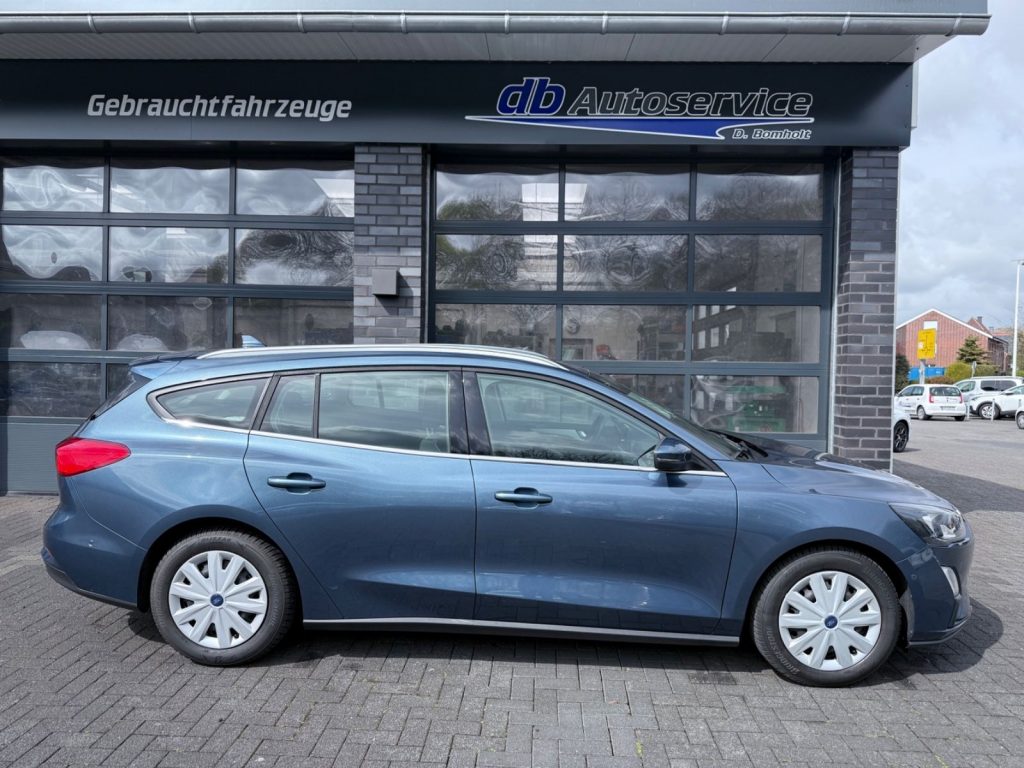 Ford Focus Turnier Cool & Connect DAB LED