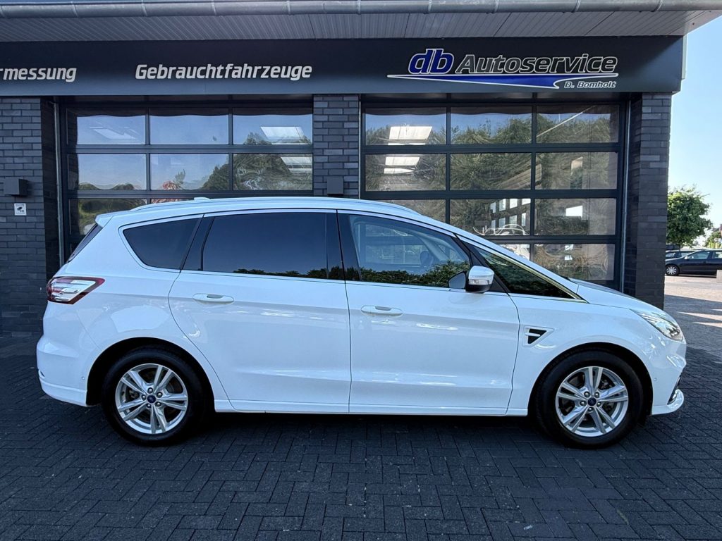 Ford S-MAX Titanium Automatik