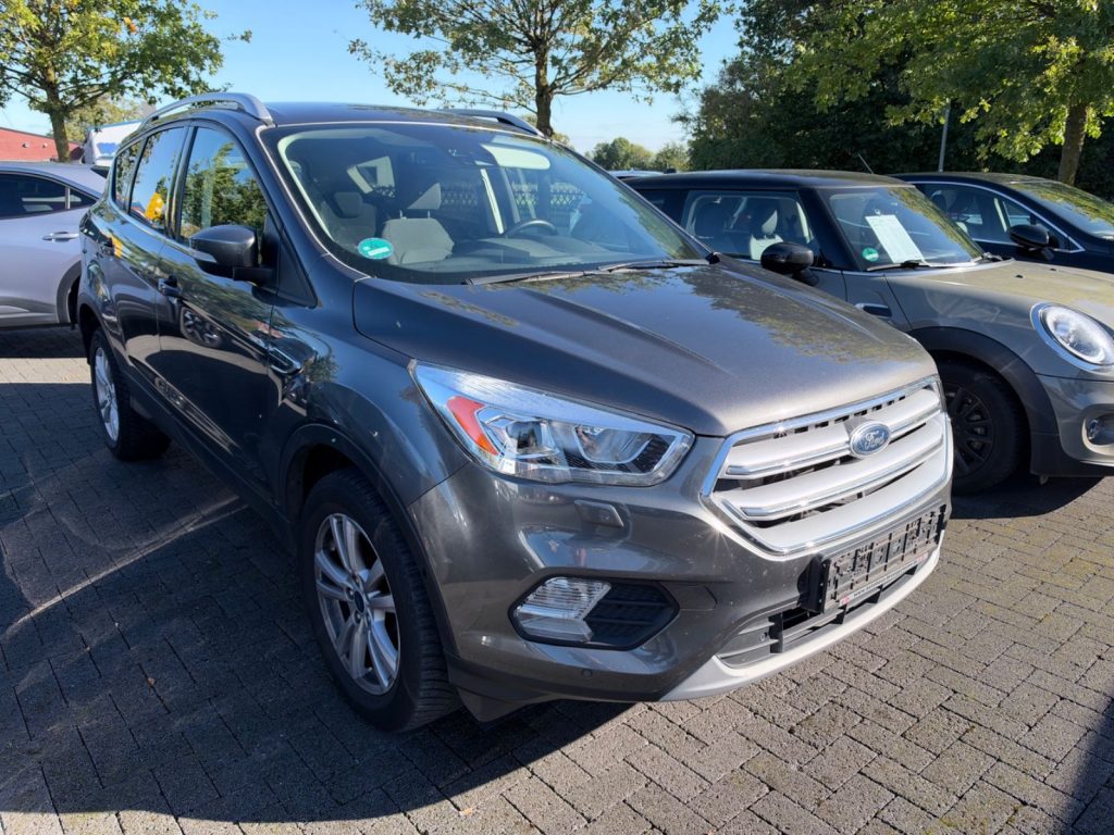 Ford Kuga Cool & Connect